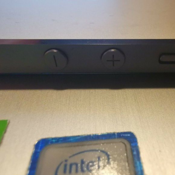 Apple iPhone 5s - 64GB - Gold (Unlocked) A1533 (GSM) (CA) - Picture 8 of 10